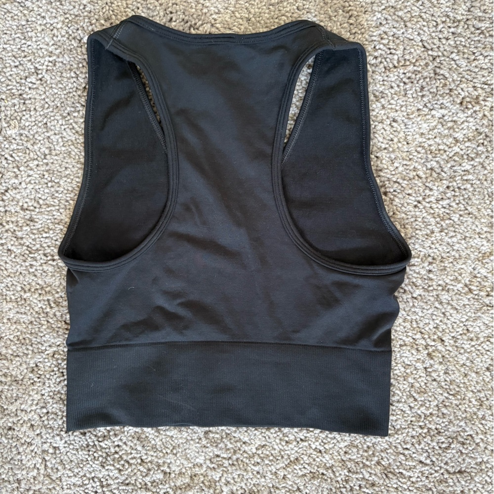 Gymshark Everyday Seamless Cropped Tank - Picture 4 of 4